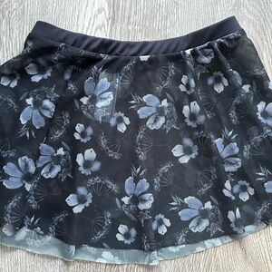 Bloch Black and Gray Floral Pull On Dance Skirt 8-10Y